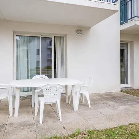 Apt 6-115898 דירה