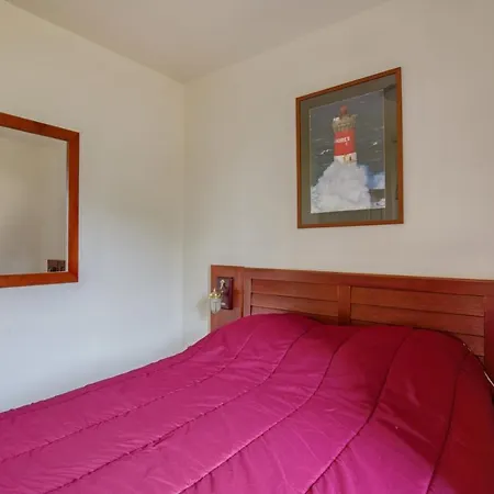 Apt 6-115898 * פורנישי